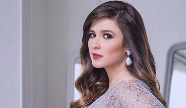 ياسمين عبد العزيز تستعد لمسلسل الملكة