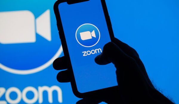 إضافة خصائص جديدة إلى تطبيق زوم لتسهيل التعاون والتفاعل