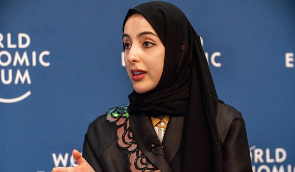 شما المزروعي: الشباب أثبتوا للعالم كفاءتهم في القيادة وصناعة المستقبل