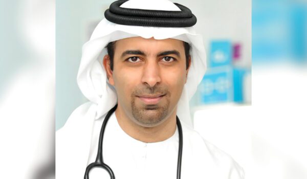 طبيب مواطن يطلق مبادرة تطوعية للإستشارات الصحية بالمجان