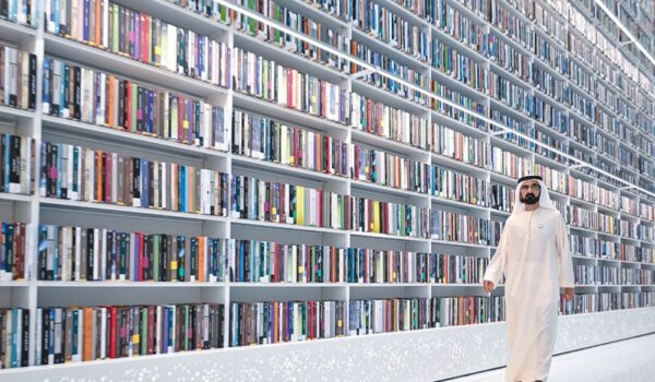 نائب رئيس الدولة يفتتح مكتبة محمد بن راشد في دبي