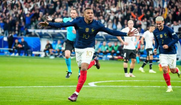 فرنسا تفوز على النمسا بهدفين.. وكرواتيا تخطف فوزًا صعبًا على الدنمارك