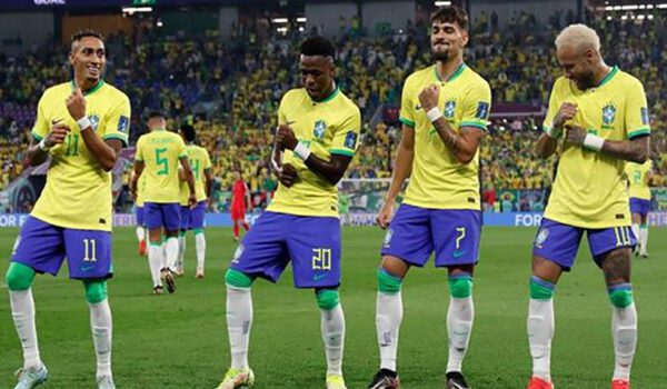 البرازيل تكتسح كوريا الجنوبية وتضرب موعداً مع كرواتيا