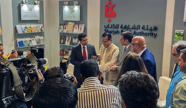 الشارقة للكتاب تعرض أكثر من 70 إصداراً إماراتياً مترجماً إلى الهندية في نيودلهي الدولي للكتاب