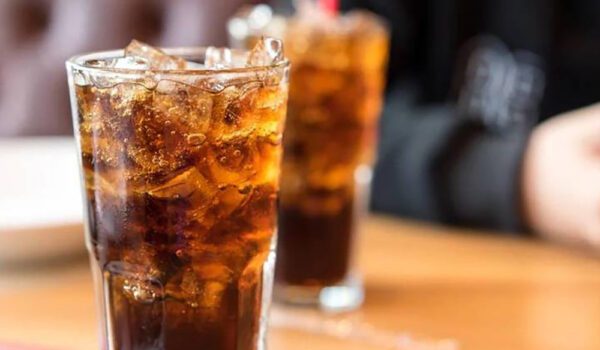 مشروب يرفع خطر الإصابة بسرطان الكبد