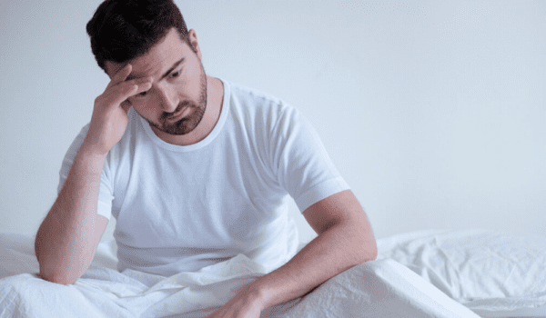 الصداع بعد الإستيقاظ قد يكون علامة على وجود مشكلة صحية خطيرة
