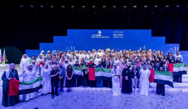فريق مهارات الإمارات يفوز بـ13 ميدالية في مسابقة آسيا العالمية أبوظبي 2023