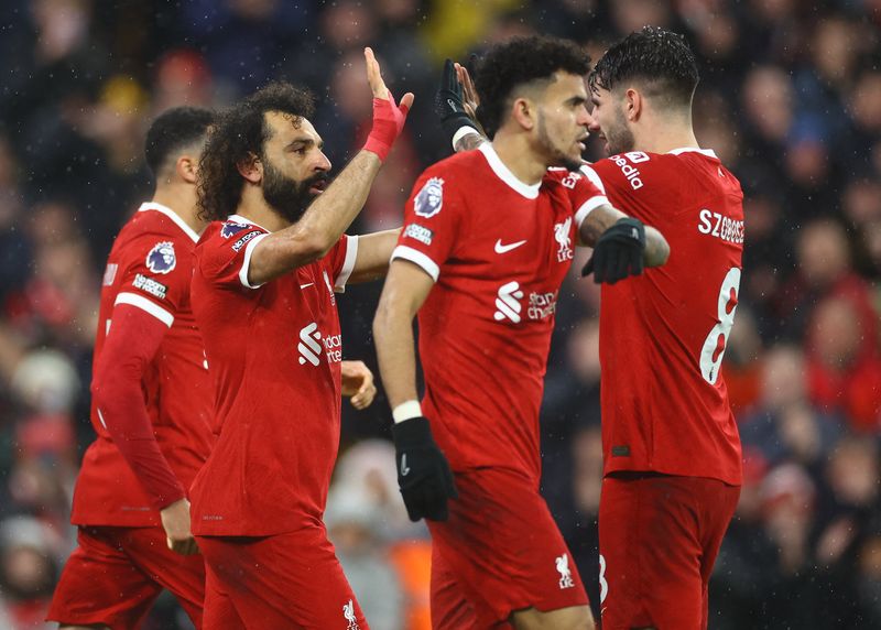 ليفربووول عىل نيوكاسل اربعة ليفربووول عىل نيوكاسل اربعة