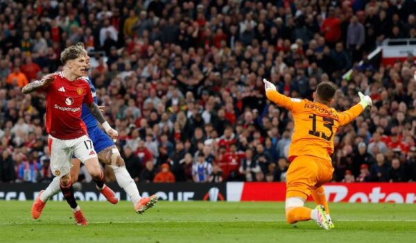 نهائي إنجليزي للدوري الأوروبي بين مانشستر يونايتد وتوتنهام