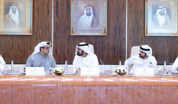 محمد بن راشد: الإمارات الخامسة عالمياً مع أهم 4 دول في العالم من حيث تنافسية الاقتصاد وكفاءة الحكومة وقوة التشريعات وأفضلية بيئة الأعمال