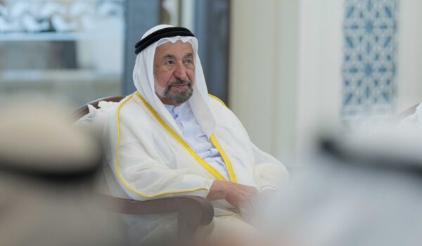 سلطان يوجّه بتوصيل خدمة الغاز الطبيعي إلى مدن الشارقة