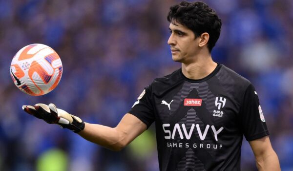 الهلال يستعد لفترة غياب “العنكبوت” بونو