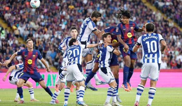 برشلونة يتصدر الدوري الإسباني بـ«ثنائية» على سوسيداد