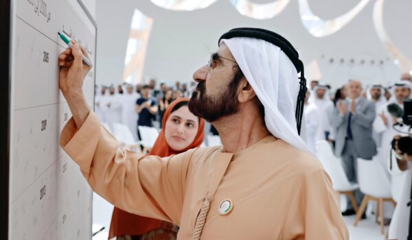 محمد بن راشد يوجّه بأن يكون الموسم الحكومي الجديد الأفضل في الإنجاز وخدمة الناس
