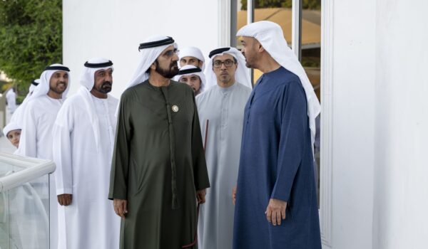 رئيس الدولة ومحمد بن راشد يبحثان شؤون الوطن والمواطن