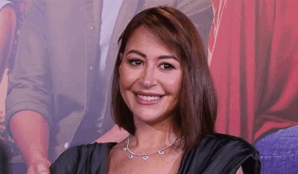 مهرجان الجونة السينمائي يمنح منة شلبي جائزة الإنجاز الإبداعي