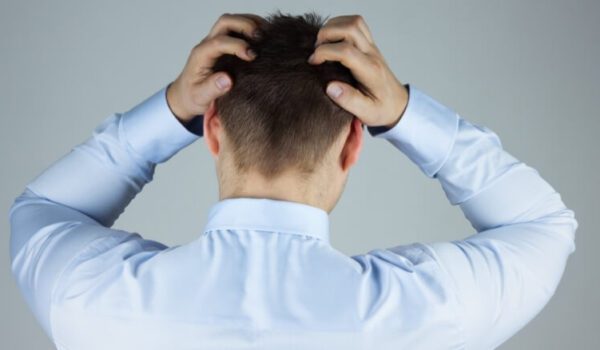 تغيير الوظيفة من أسباب الصداع والأرق
