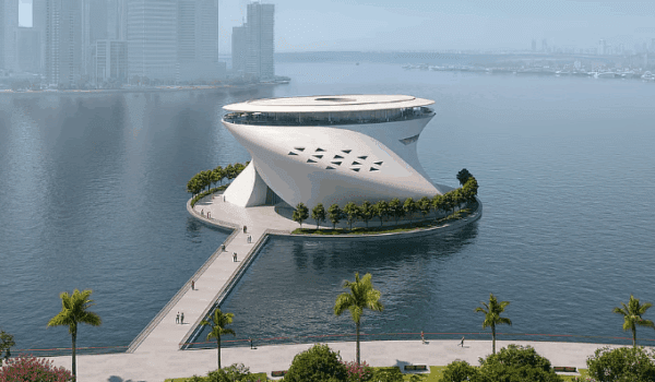 متحف الفنون يزيّن مياه دبي بتصميم أيقوني من اللؤلؤ والبحر