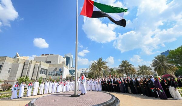 أبوظبي للإعلام تحتفي بيوم العلم وتُجدّد الولاء والاعتزاز بالهوية الوطنية