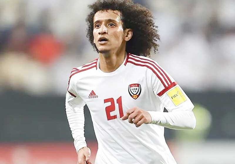 النجم الإماراتي عموري يعلن اعتزاله كرة القدم