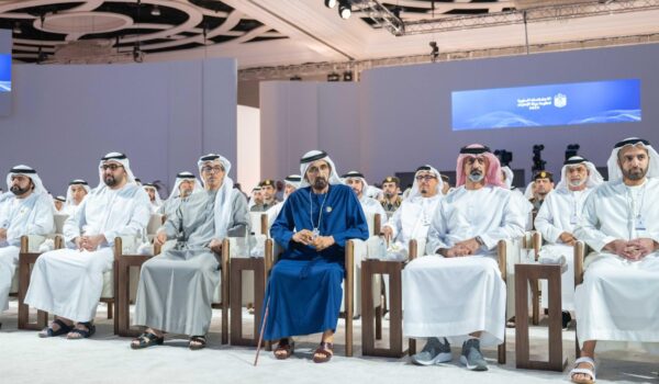 بحضور محمد بن راشد . . عمار بن حميد يكرم الفائزين بالنسخة الثانية من جائزة الإمارات للذكاء الاصطناعي