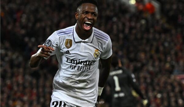 أزمة في ريال مدريد.. فينيسيوس يرفض التجديد لهذا السبب