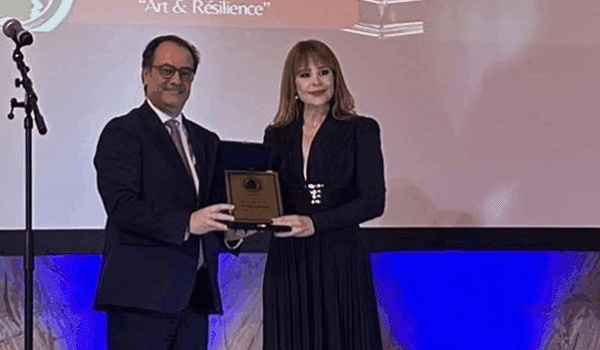 تكريم النجمة كارول سماحة في باريس