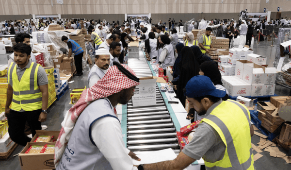 مبادرات محمد بن راشد العالمية تكمل تجهيز 10 ملايين وجبة لأهالي غزة