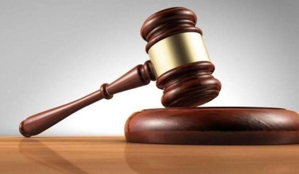 في إجازة مرضية منذ 15 عاماً..موظف يقاضي شركته لزيادة راتبه