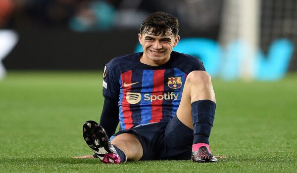 برشلونة يعلن مدة غياب بيدري