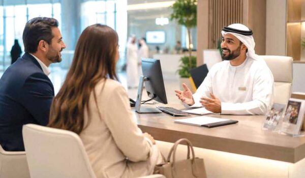إجراءات تبدأ بها رحلة الاستثمار الأجنبي في الإمارات.. «الموارد البشرية» تكشف التفاصيل