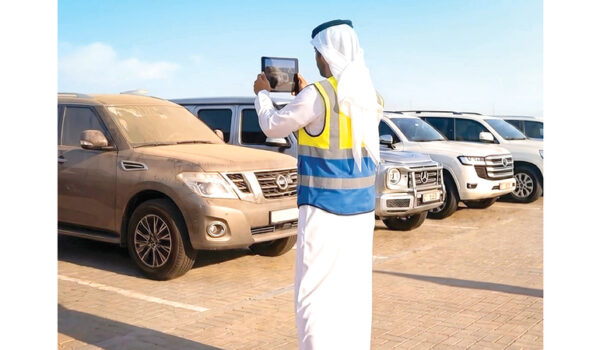 مسافر هذا الصيف؟.. 5 إجراءات من بلدية دبي لحماية مركبتك وتجنب غرامة الـ 500 درهم